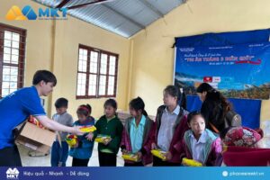 Cập nhật hành trình "Chia sẻ yêu thương - Hướng tới cộng đồng" cùng MKT 1 Hành trình chia sẻ yêu thương hướng đến cộng đồng của MKT