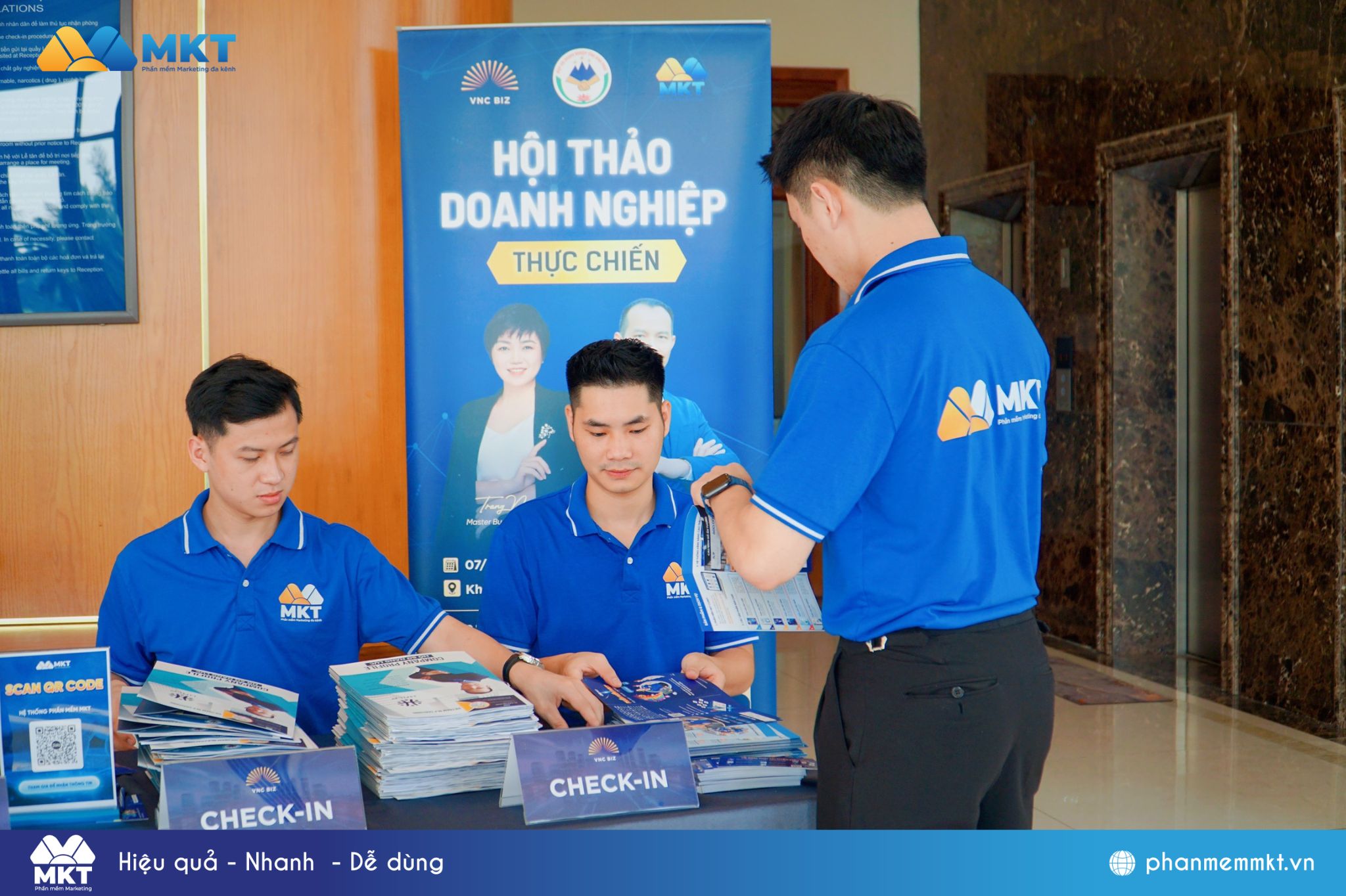 Phần mềm MKT tổ chức chuỗi sự kiện "Doanh nghiệp thực chiến" hỗ trợ hơn 800 doanh nghiệp trên toàn quốc 5 Phần mềm MKT tại các sự kiện offline