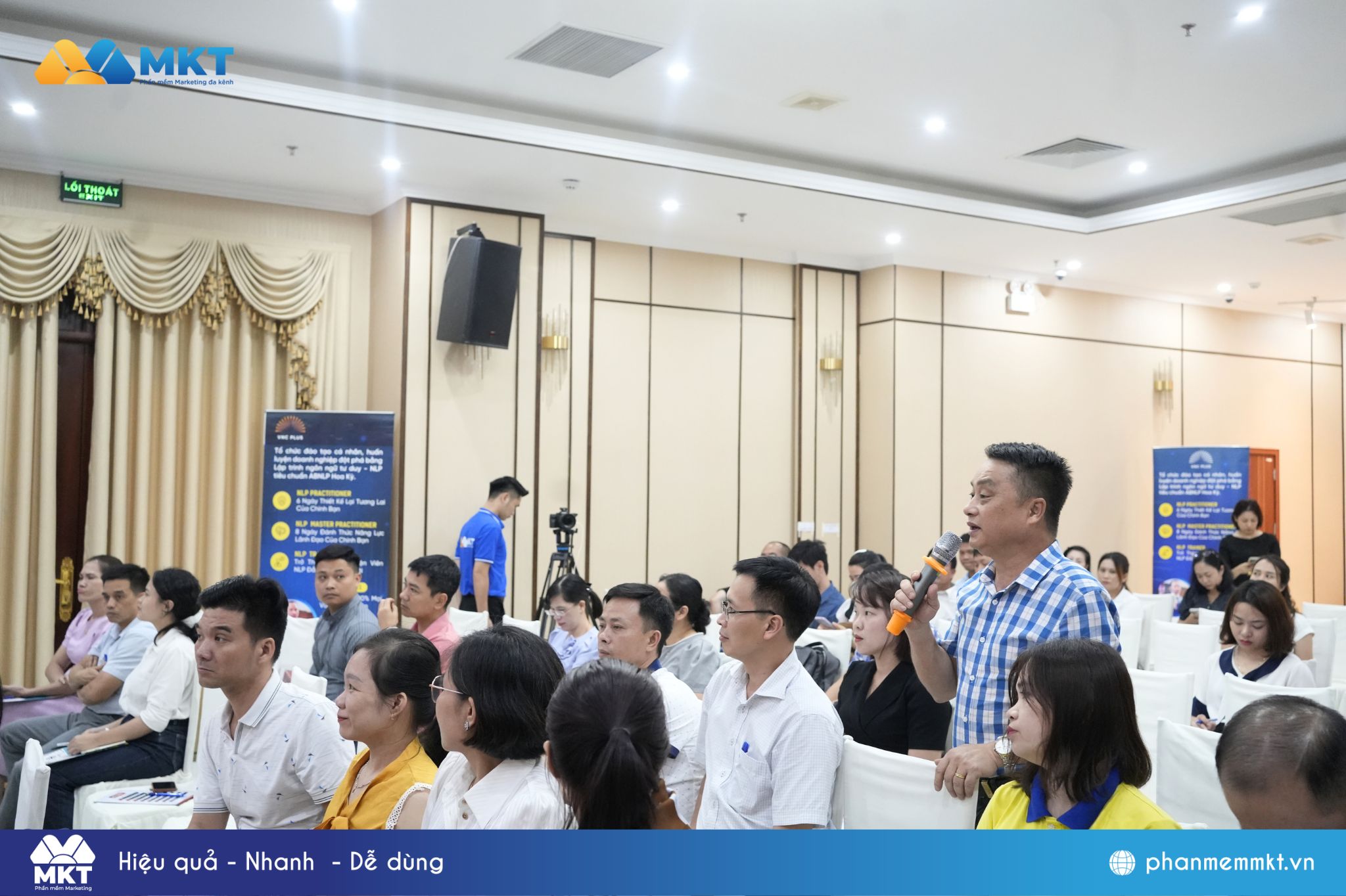Phần mềm MKT tổ chức chuỗi sự kiện "Doanh nghiệp thực chiến" hỗ trợ hơn 800 doanh nghiệp trên toàn quốc 7 Các doanh nghiệp chia sẻ về cảm nhận tại chương trình