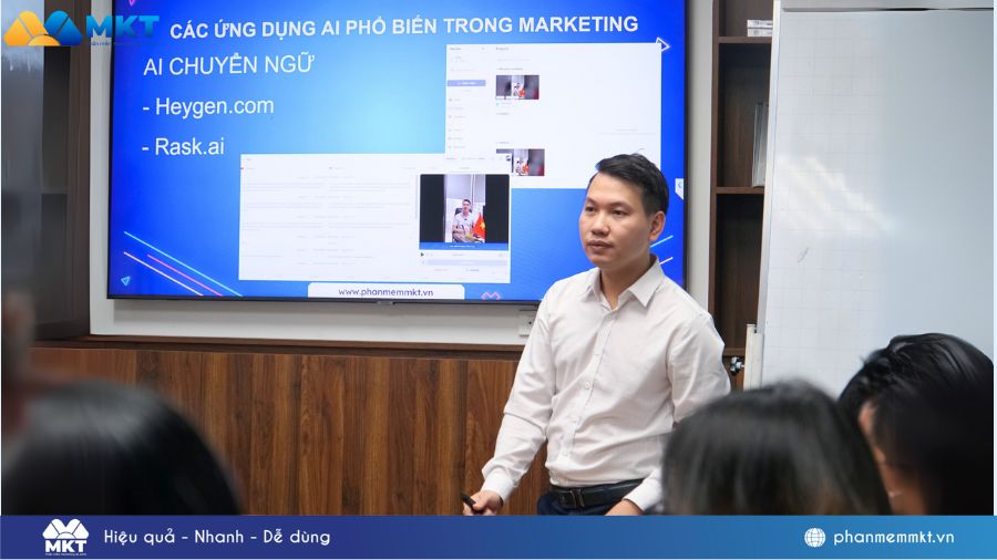 Chuyên gia Đặng Mạnh Dũng chia sẻ bí quyết "Đón đầu xu hướng AI Marketing, Đưa doanh nghiệp vươn tầm cao"