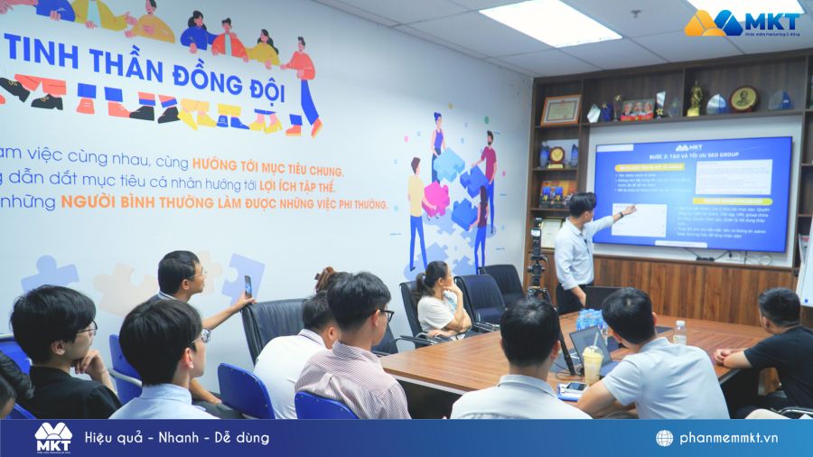 ối ưu Facebook Marketing với AI: Xây group, fanpage siêu tốc