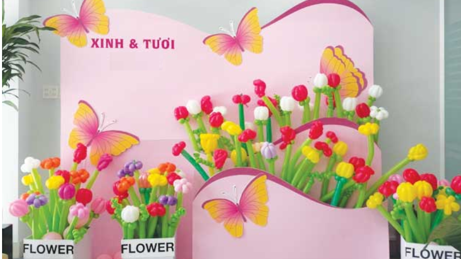 Background 20/10 mầm non xinh xắn