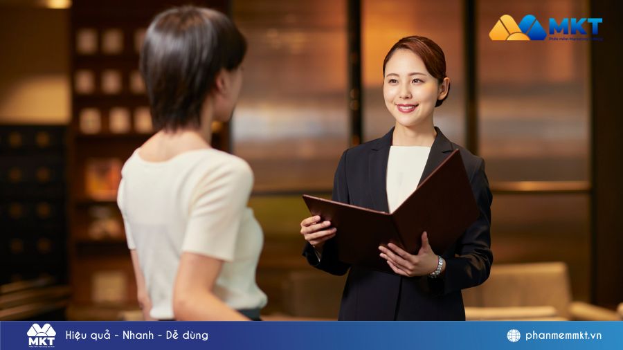 chiến lược tiếp cận khách hàng