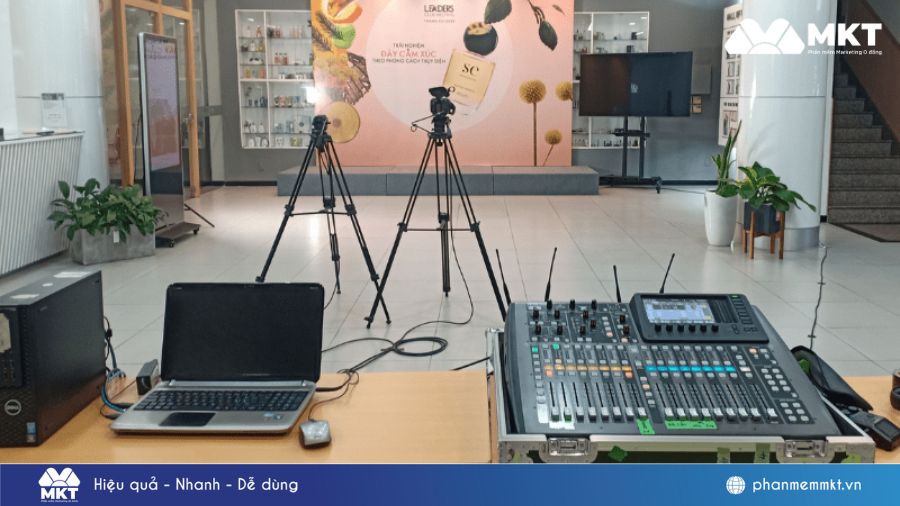 Lên trước kịch bản và setup góc quay Cách tăng tương tác live TikTok hiệu quả cho người mới