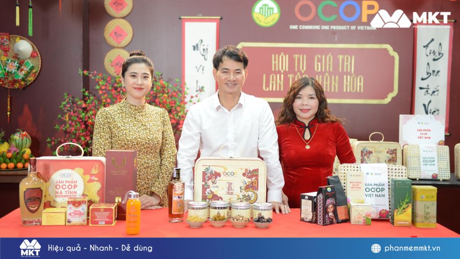 Kết hợp với các KOL/KOC phù hợp vơi ngày Tết Marketing Tết