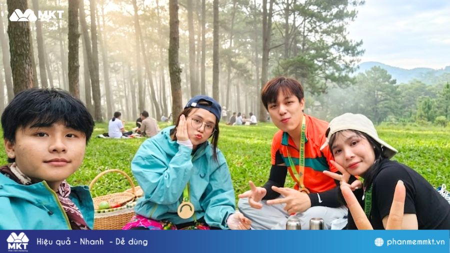 Câu lệnh ghép ảnh cho 4 người Câu lệnh ghép ảnh cho gia đình 4 người