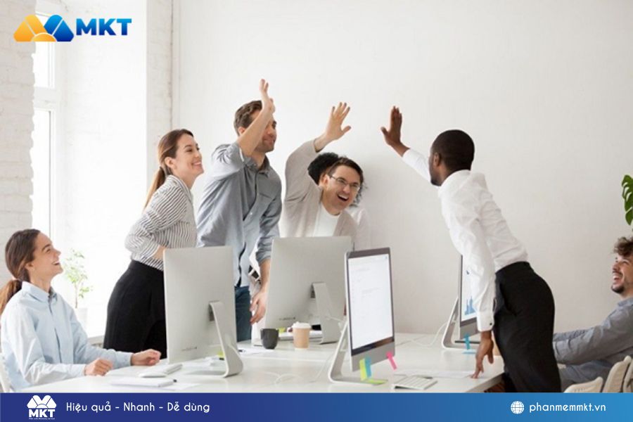 Xây dựng môi trường tích cực để khuyến khích hỏi học và phát triển Xây dựng môi trường tích cực để khuyến khích hỏi học và phát triển