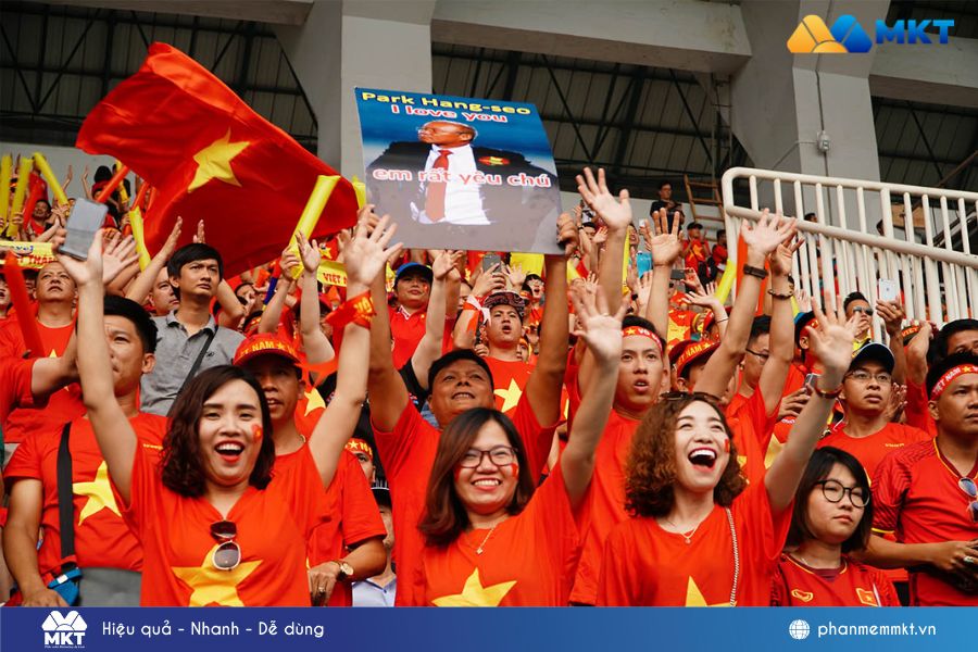 Áo cổ vũ bóng đá - mặt hàng bán chạy trong mùa World Cup Áo cổ vũ bóng đá - mặt hàng bán chạy trong mùa World Cup