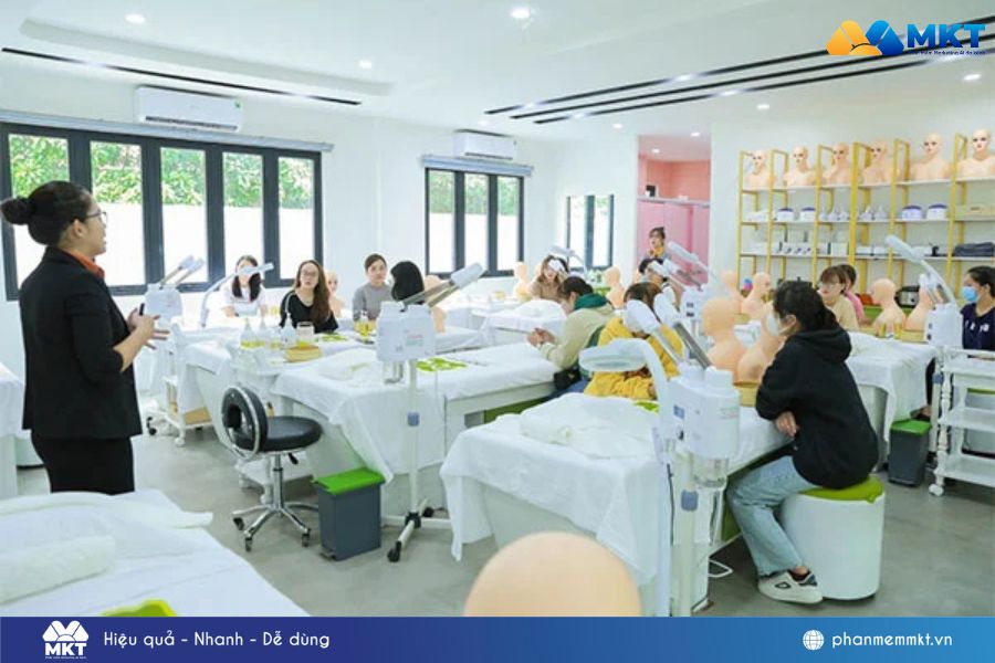 Marketing cho spa: Chiến lược thu hút khách hàng online & offline 2026 8 marketing cho spa