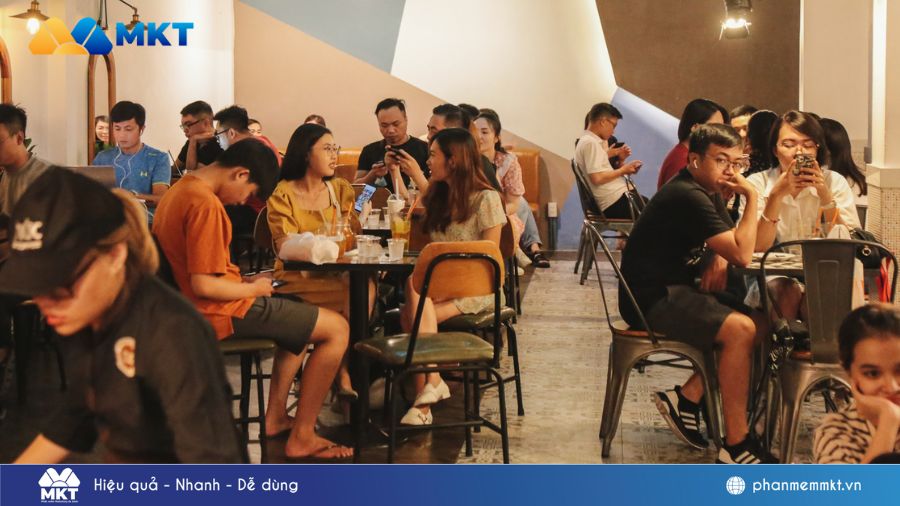 Mở quán trà sữa cần gì? Checklist đầy đủ 2026 cho người mới 5 Triển khai marketing từ sớm giúp quán trà sữa đông khách